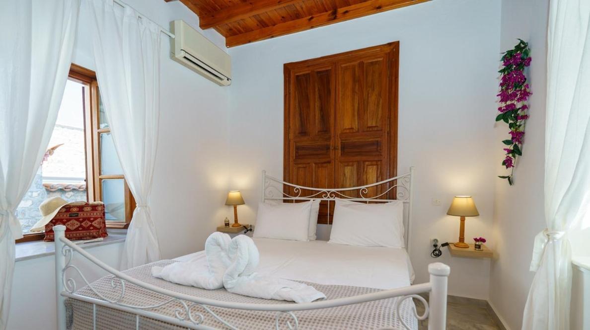 Captain D - Hydra Dream Houses Ngoại thất bức ảnh